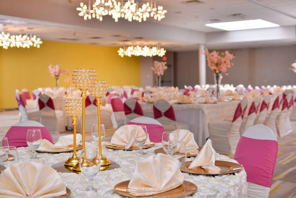 Holiday Inn Dallas-Richardson By Ihg Zewnętrze zdjęcie